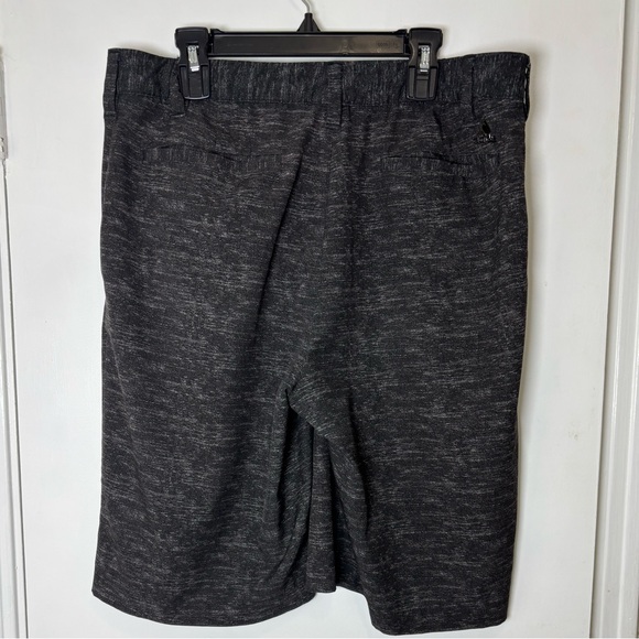 Adidas Men's Dark Gray Heather Golf Shorts Waist 32 - Picture 2 of 13